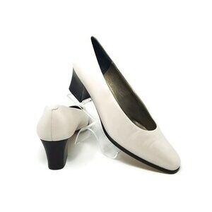 Caressa Crosstown Collection Ivory Leather Slip On Chunky Heel Pumps Womens 10 B